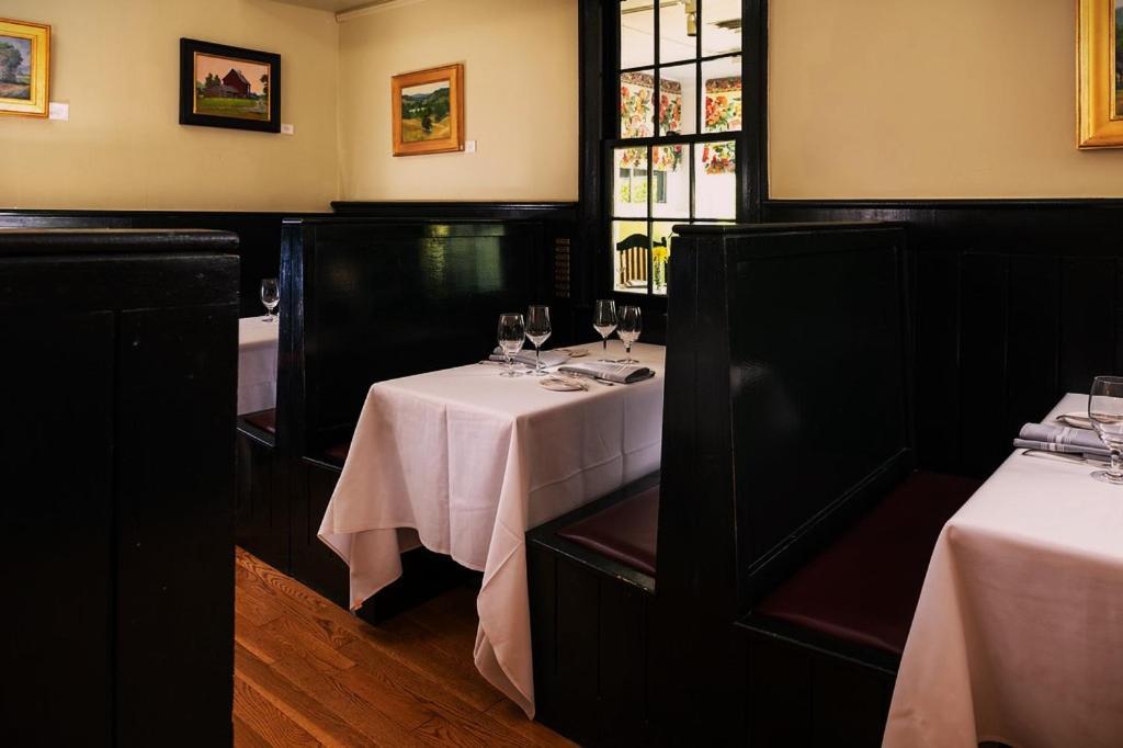 Ashby Inn & Restaurant Paris Zewnętrze zdjęcie